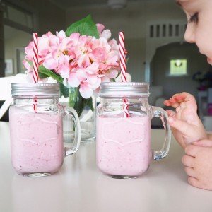 lovely little lunchbox raspberry banana smoothies