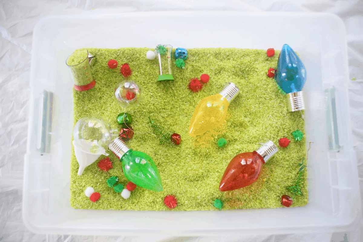 Grinch sensory bin for dr seuss sensory activities