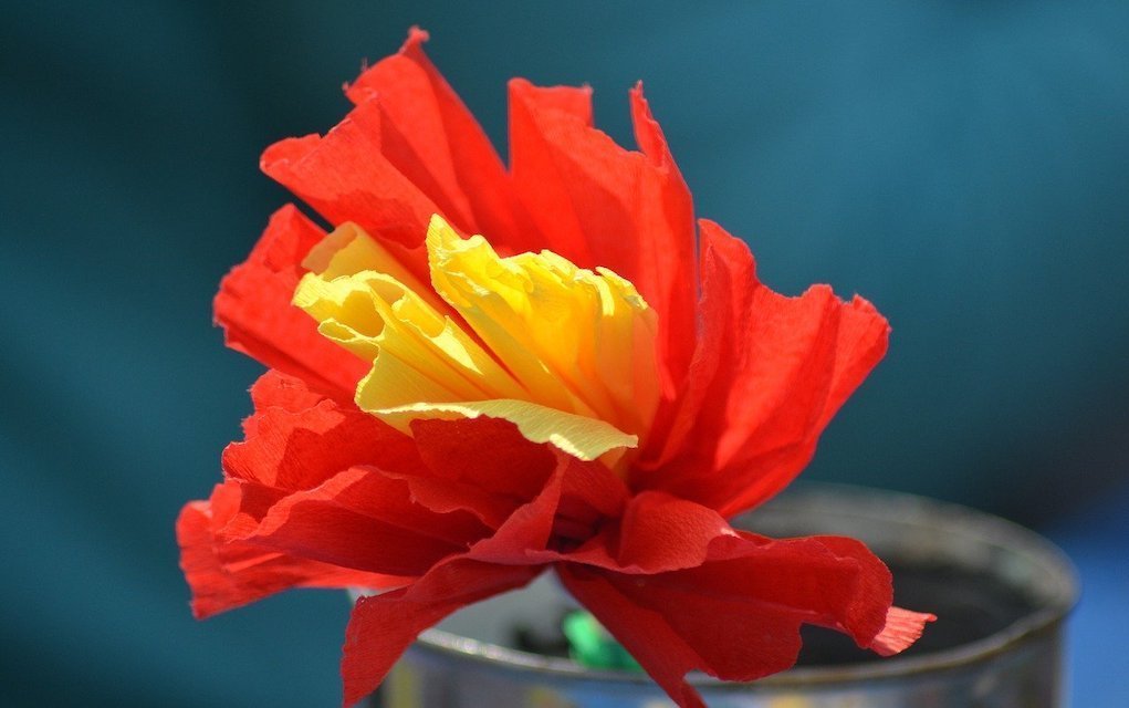 Paper Flowers summer crafts for kids