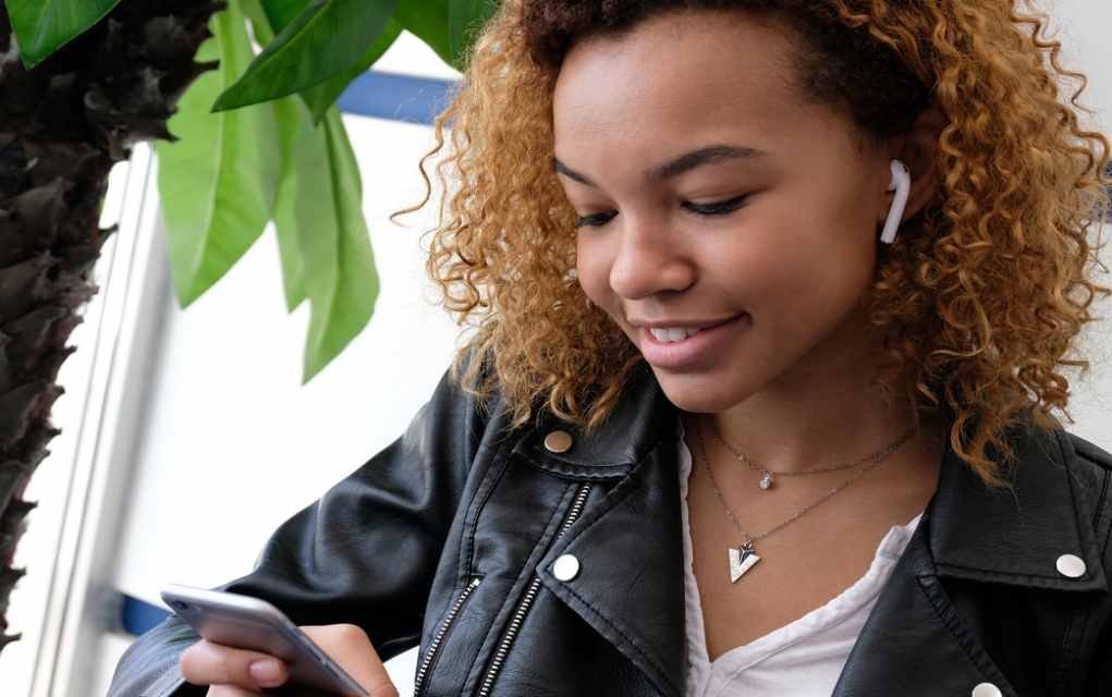 15 of the Best Podcasts for Teens (That You’ll Enjoy Too!)