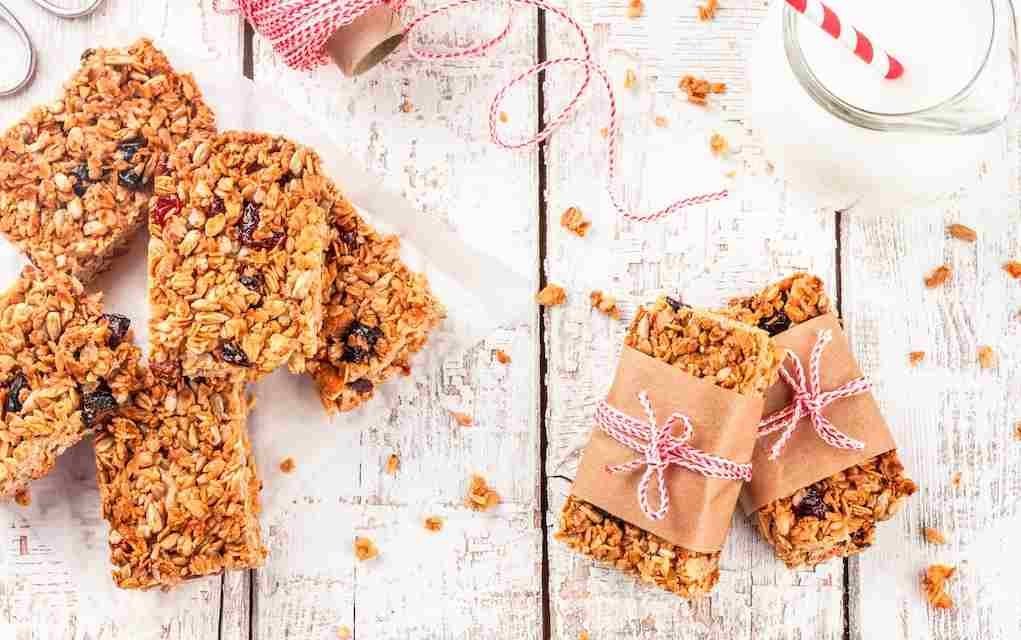 8 Easy and Healthy Lunchbox Bars for Hungry Kids