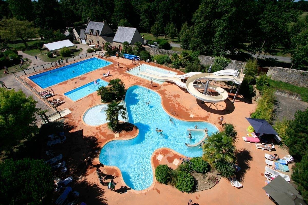 Castel Chateau de galinee camping le genets
