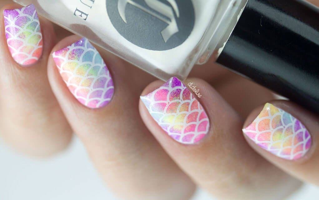 summer nails rainbow mermaid