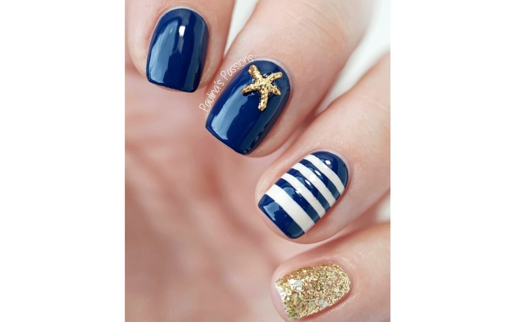 Summer-nails-nautical stripes