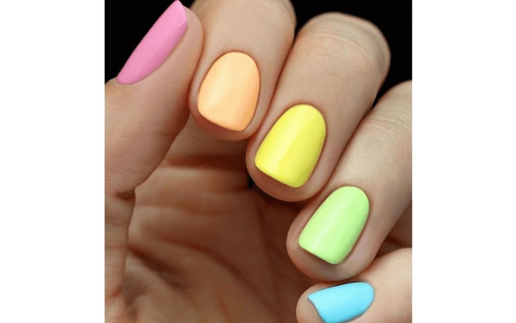 Summer nails neon rainbow