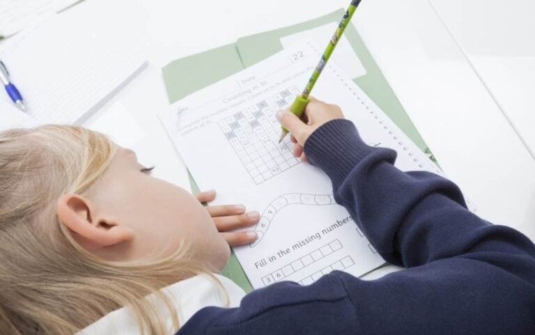 How to Keep Your Kids Focused with a Homework Station