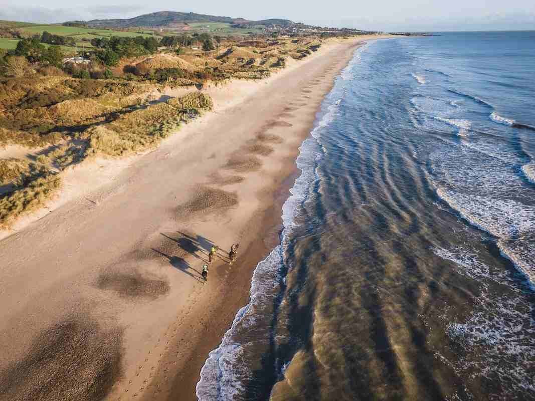 brittas bay beach