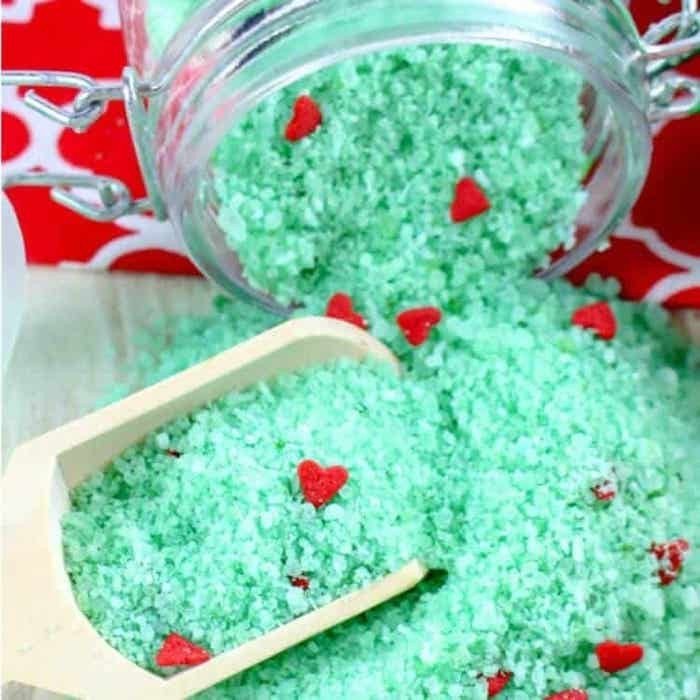 Grinch-Christmas-Bath-Salts(1) Grinch bath salts for dr seuss crafts